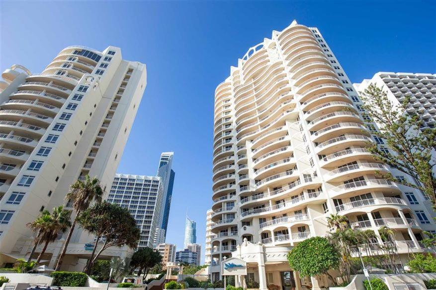 Stunning 2 Bedroom Ocean View Apartment Голд-Кост Экстерьер фото