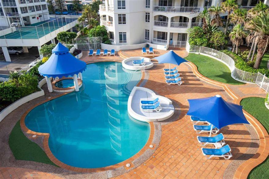 Stunning 2 Bedroom Ocean View Apartment Голд-Кост Экстерьер фото