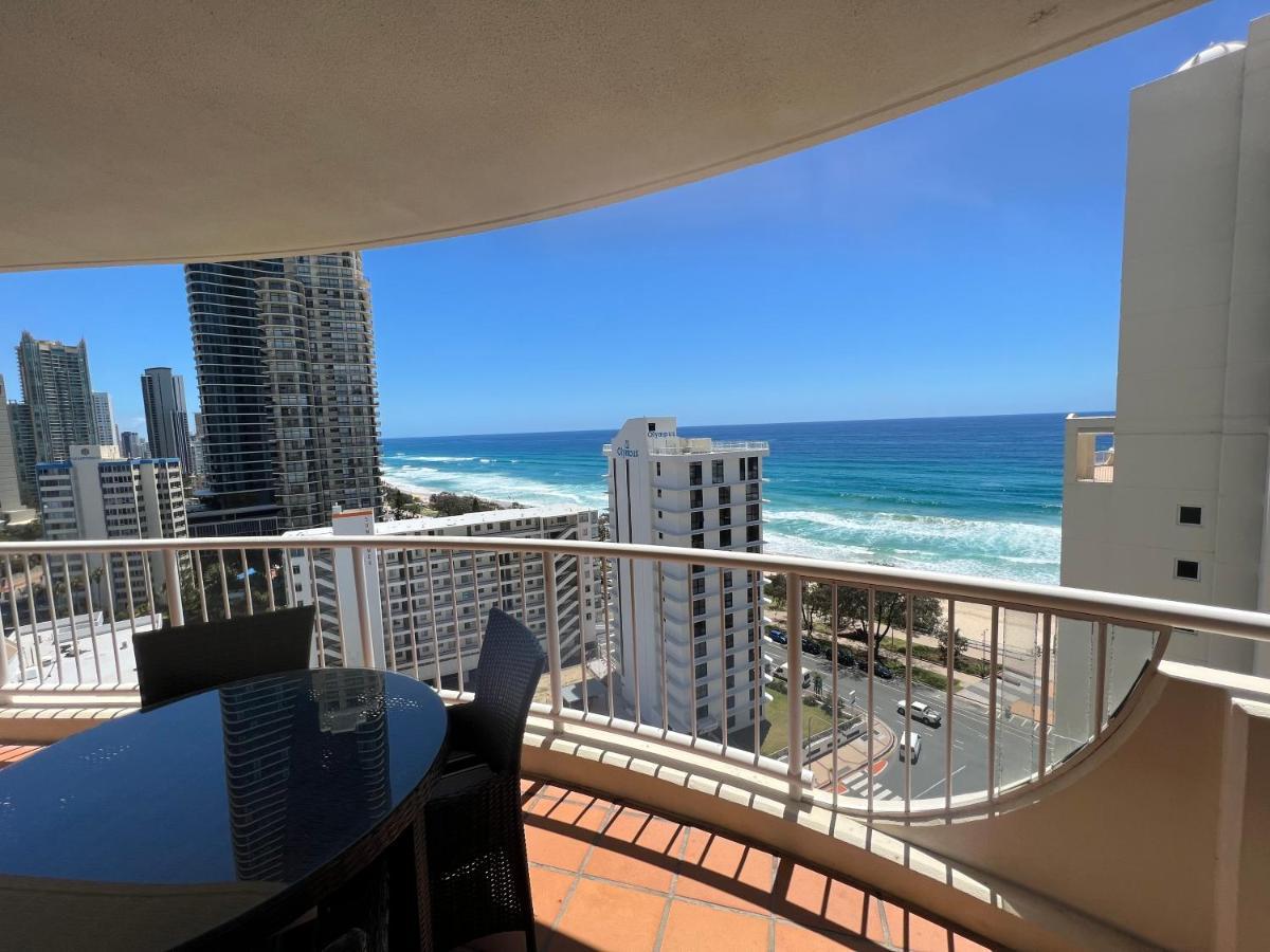 Stunning 2 Bedroom Ocean View Apartment Голд-Кост Экстерьер фото